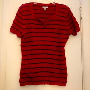 Short sleeve sweater top